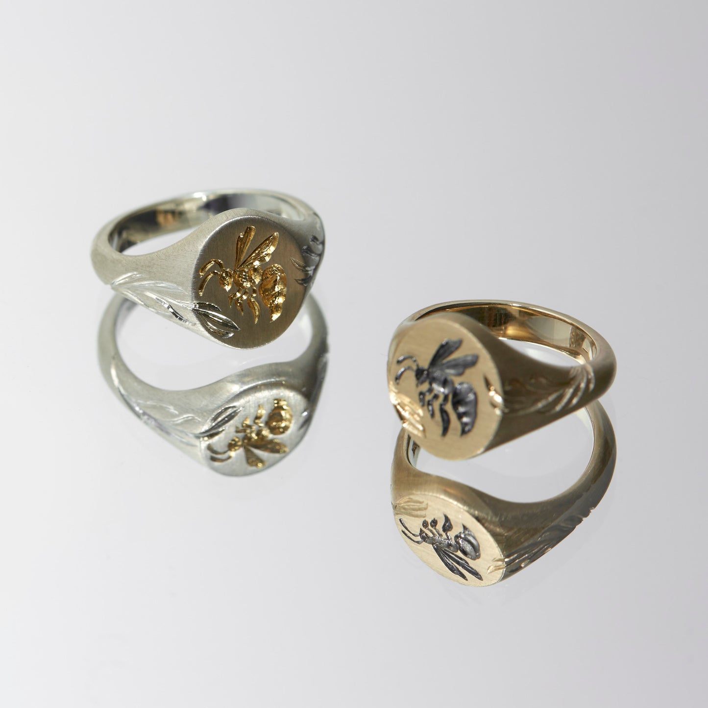 Bee Signet | Gold & Black | Ready to ship