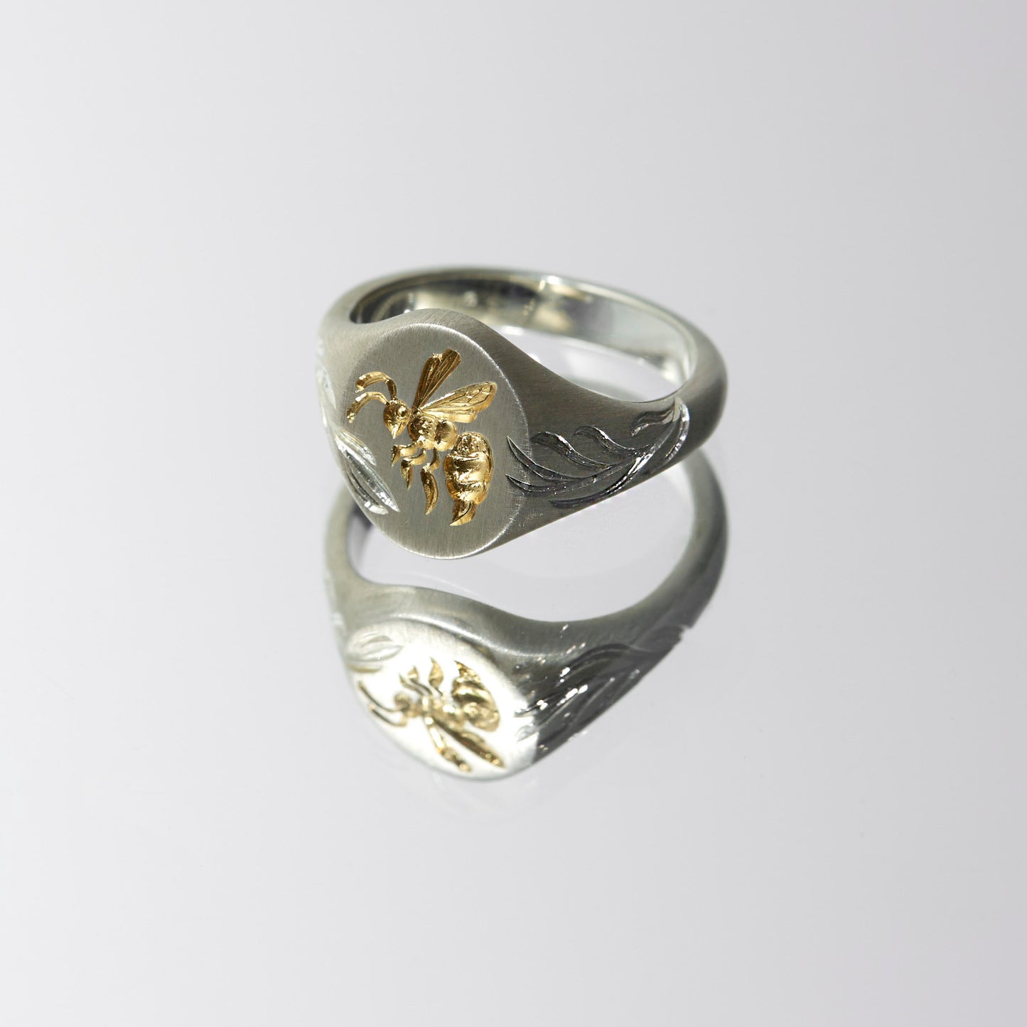 Honey Bee Signet | Silver
