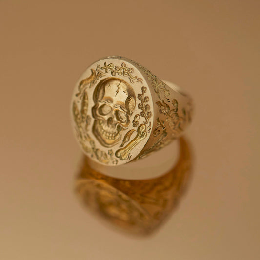Castro Smith - Gold skull signet ring