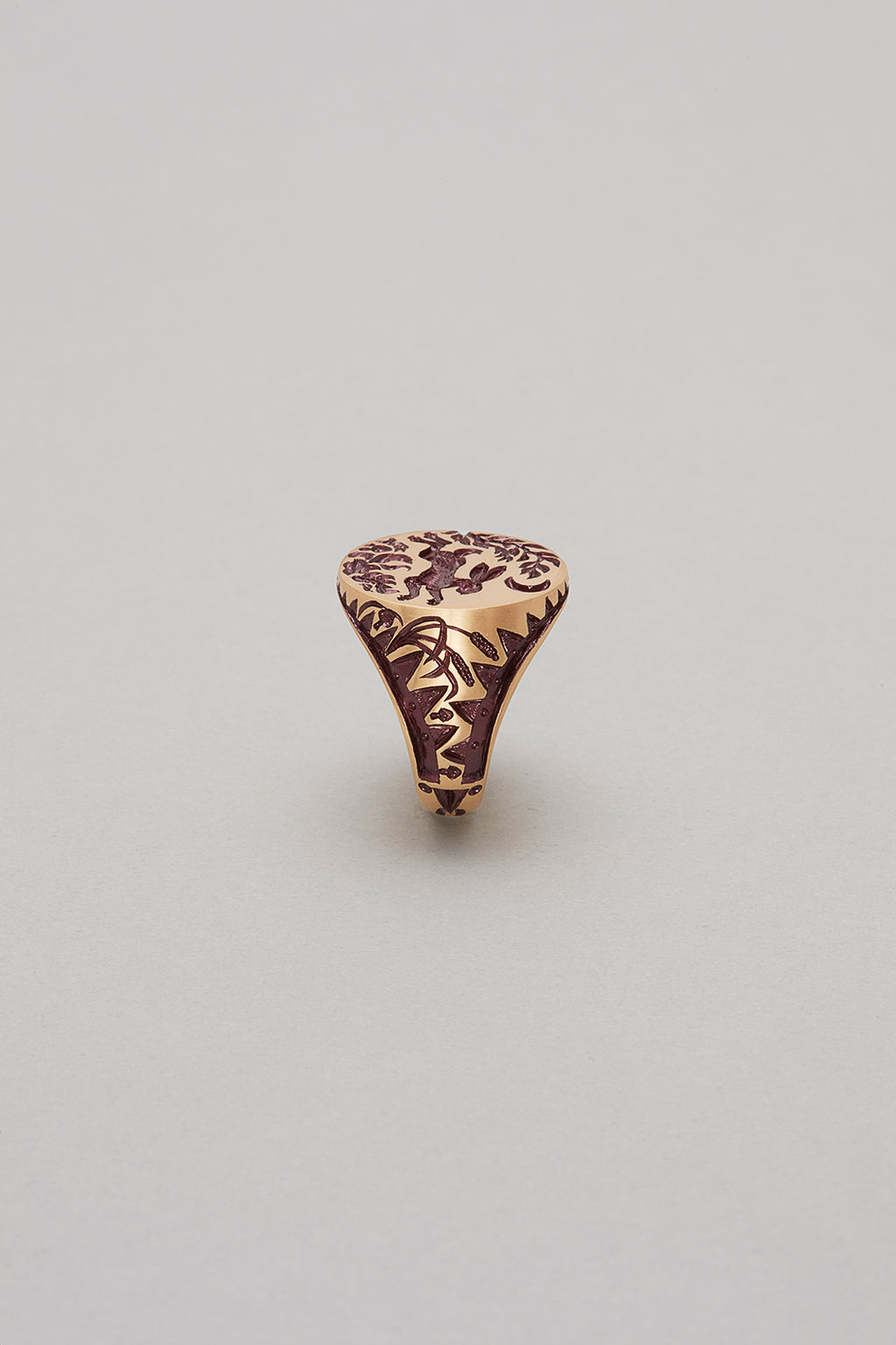 Hand engraved Hare & Trap signet ring in silver with blue detailing of a hare escaping under the moon and floral motifs