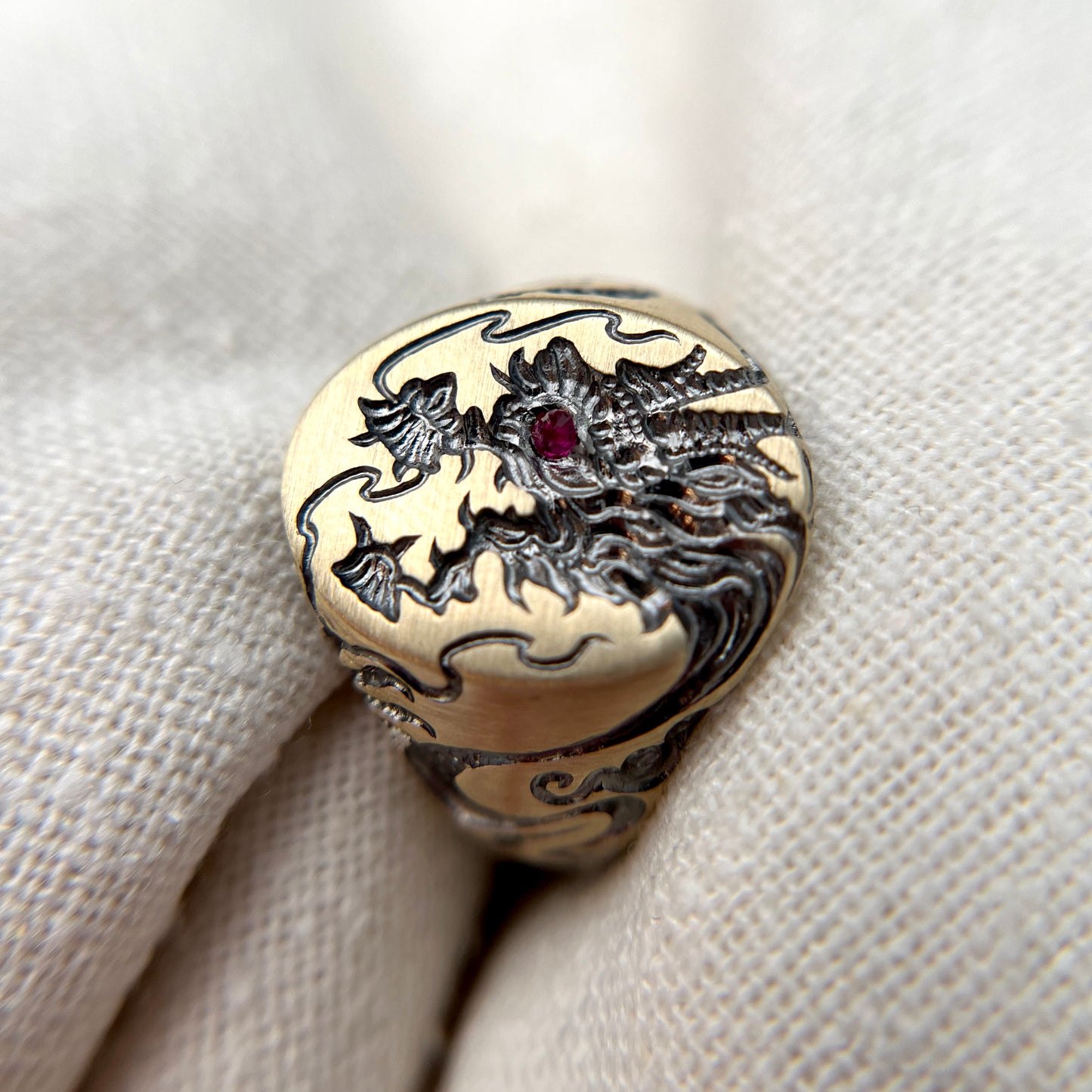 'Dragon' Classic Oval Signet Ring