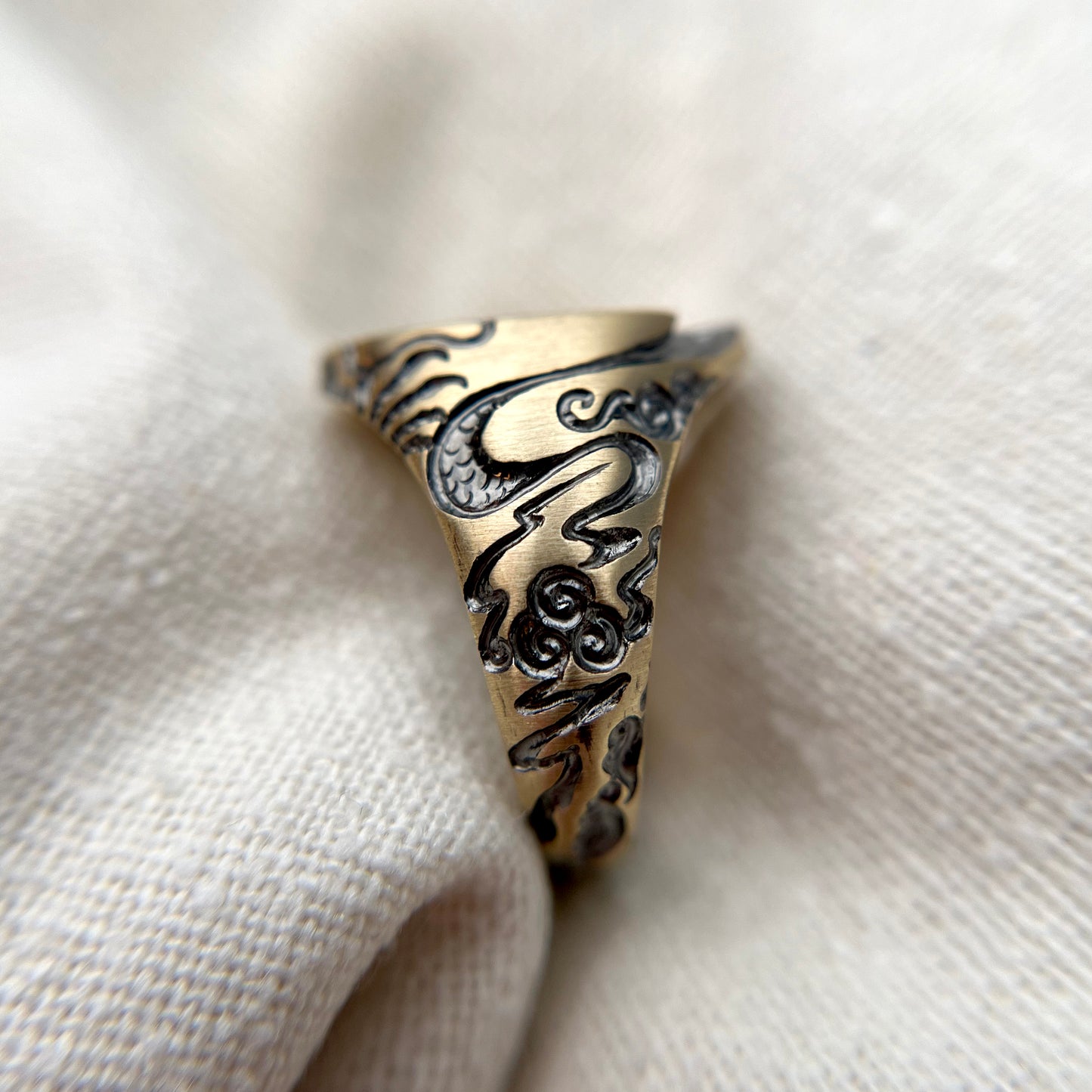 'Dragon' Classic Oval Signet Ring