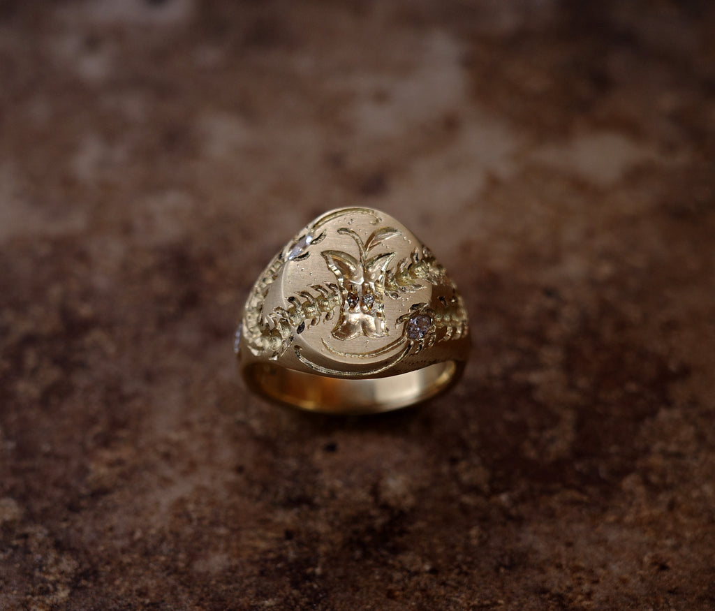 Apple Core Mini Signet Ring
