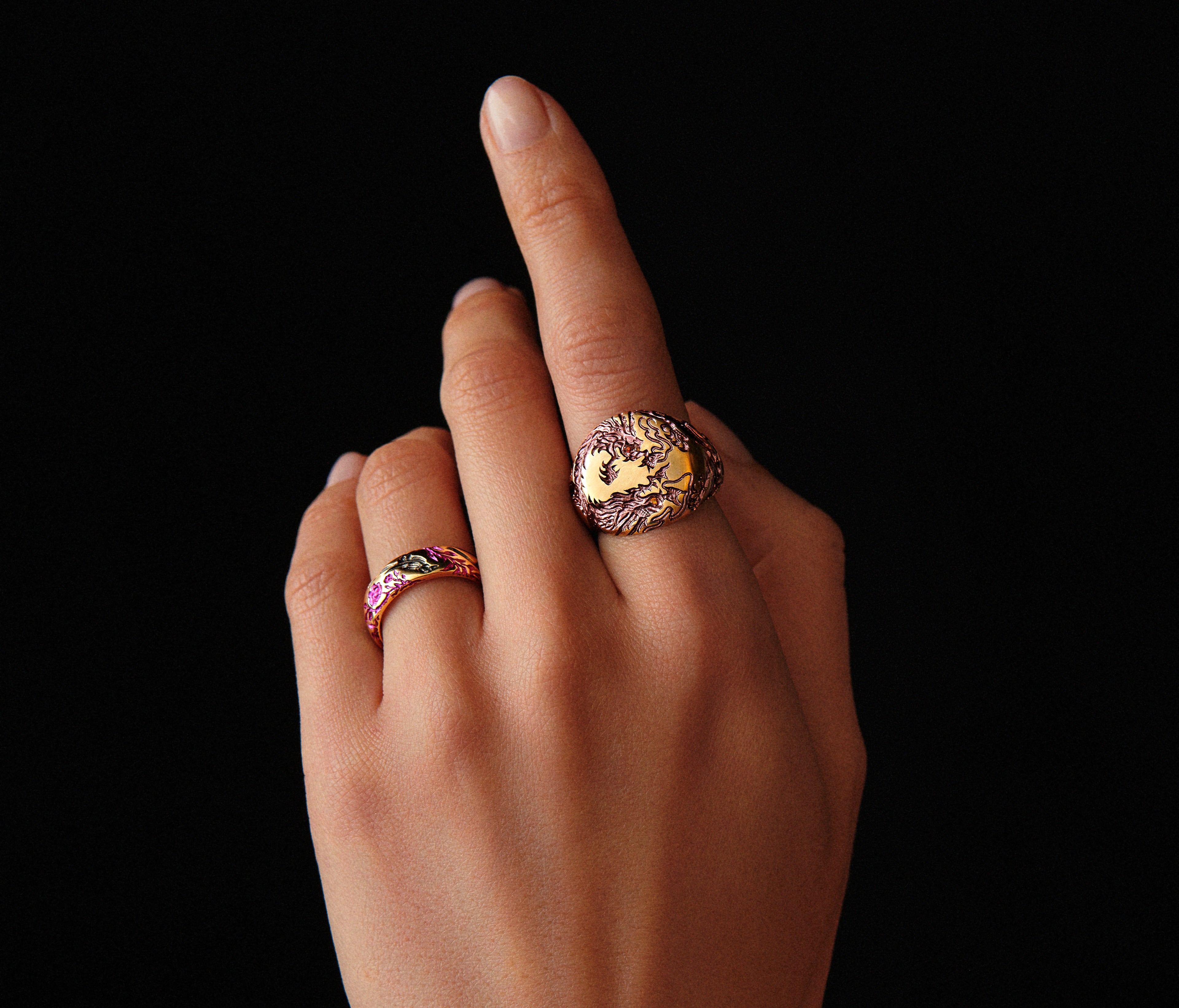 2 Dragons Ring