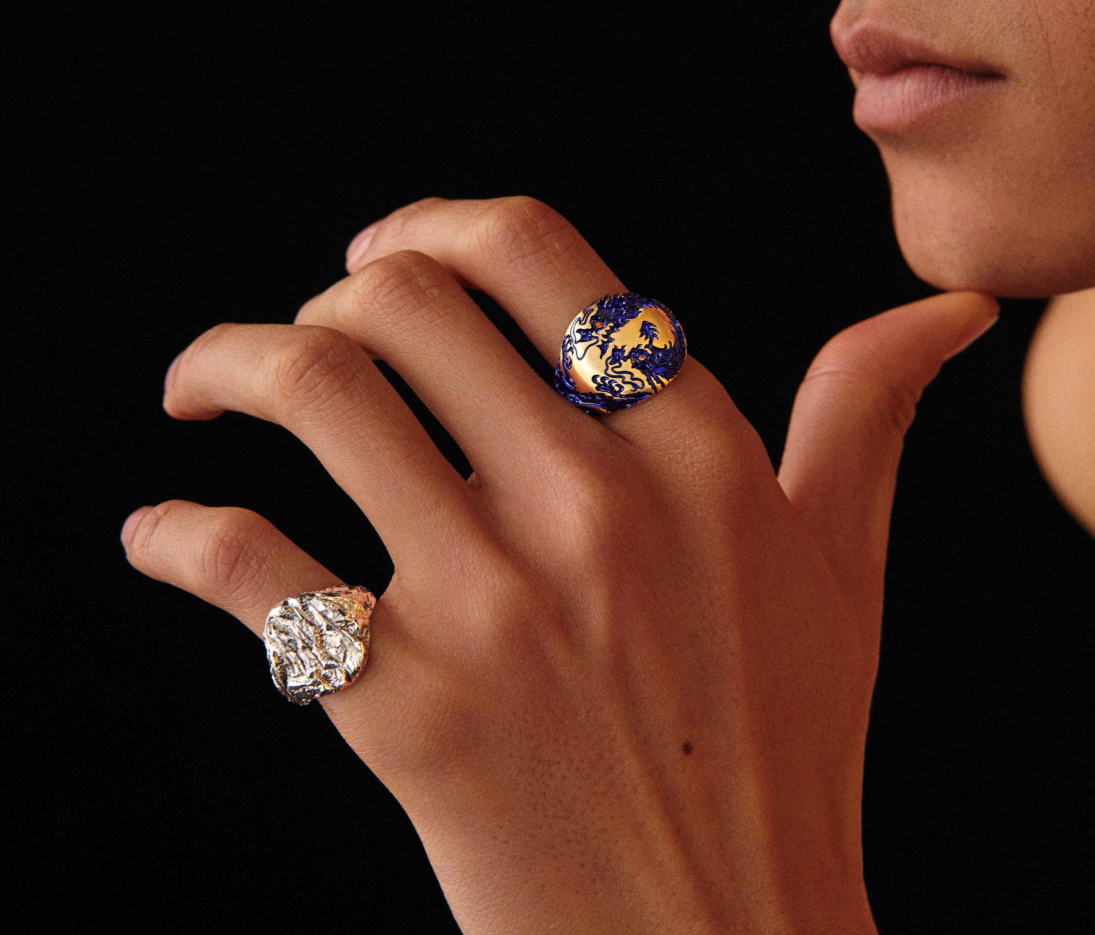2 Dragons Ring