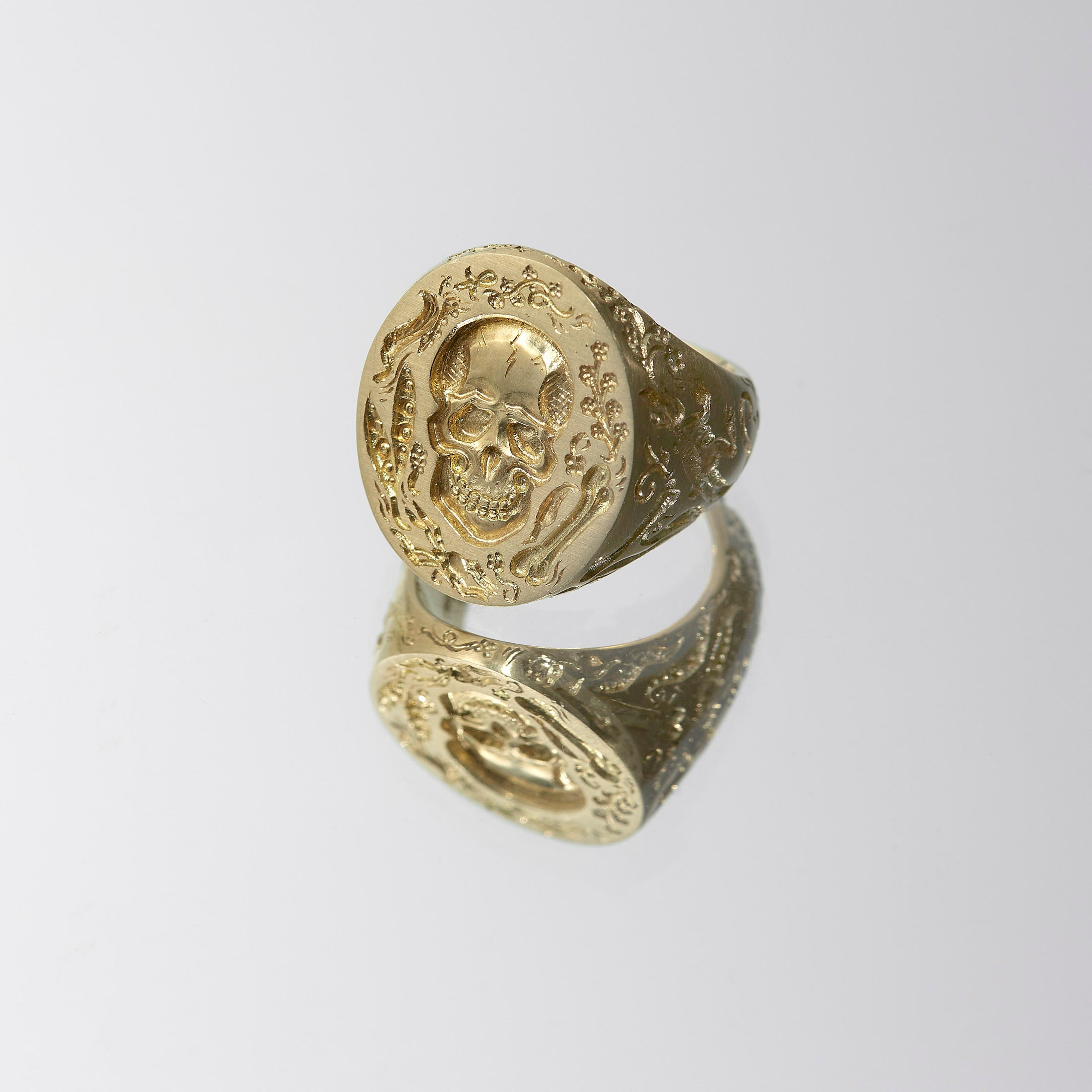 Castro Smith 'A Recipe' Gold Skull Signet Ring