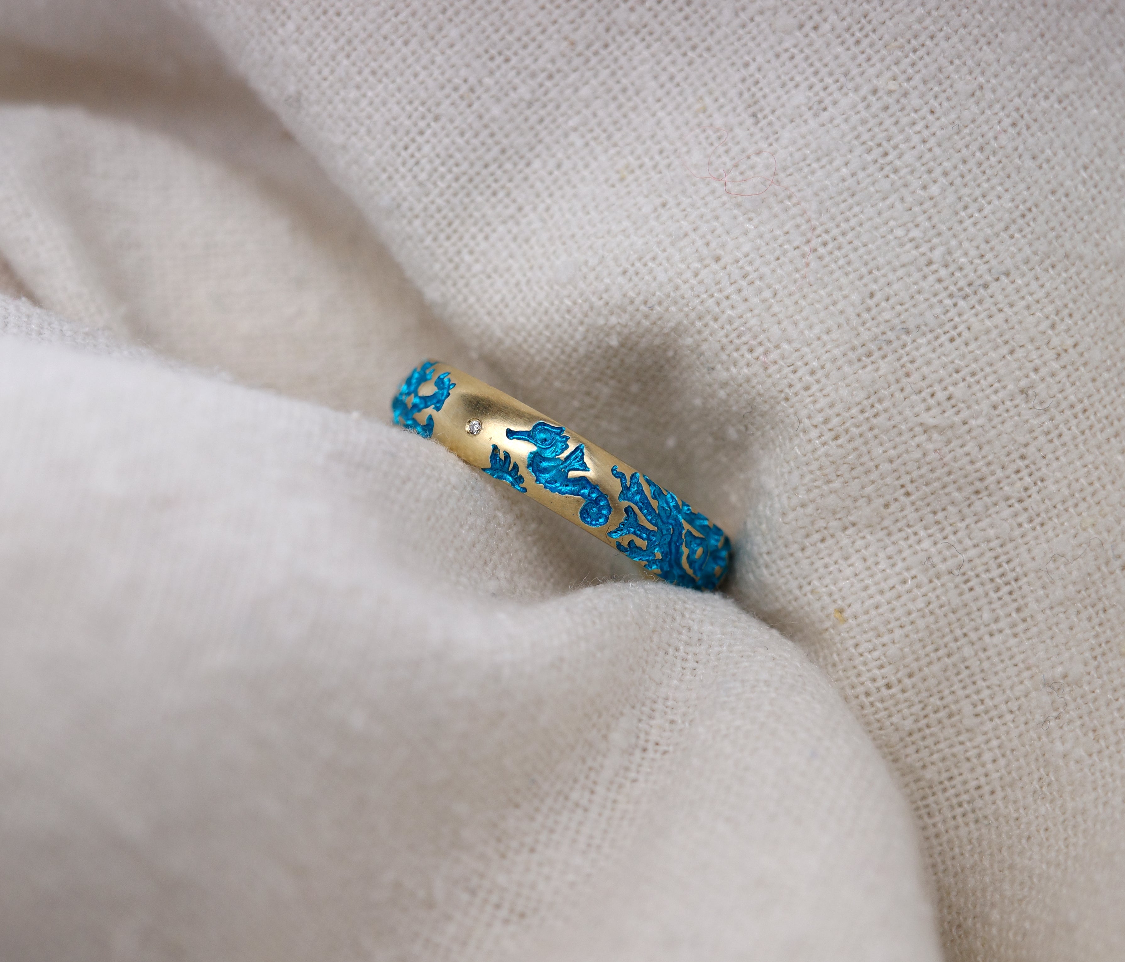 Coral Band 4mm