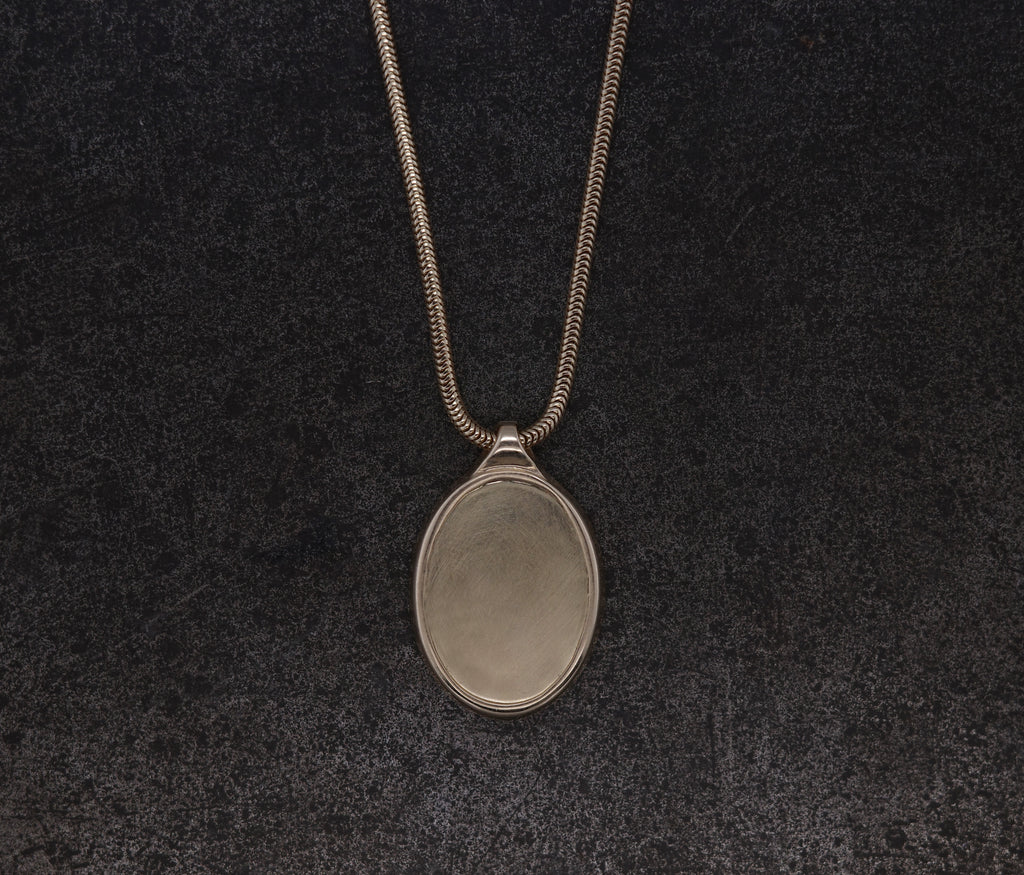 Medium Pavé Frame Pendant