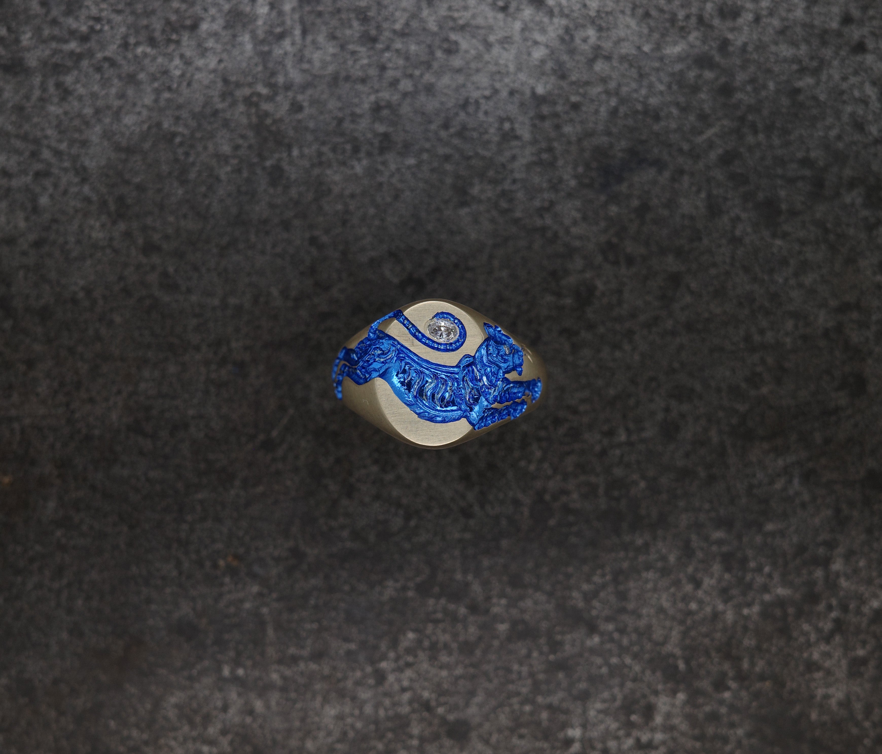 Mini Tiger Signet