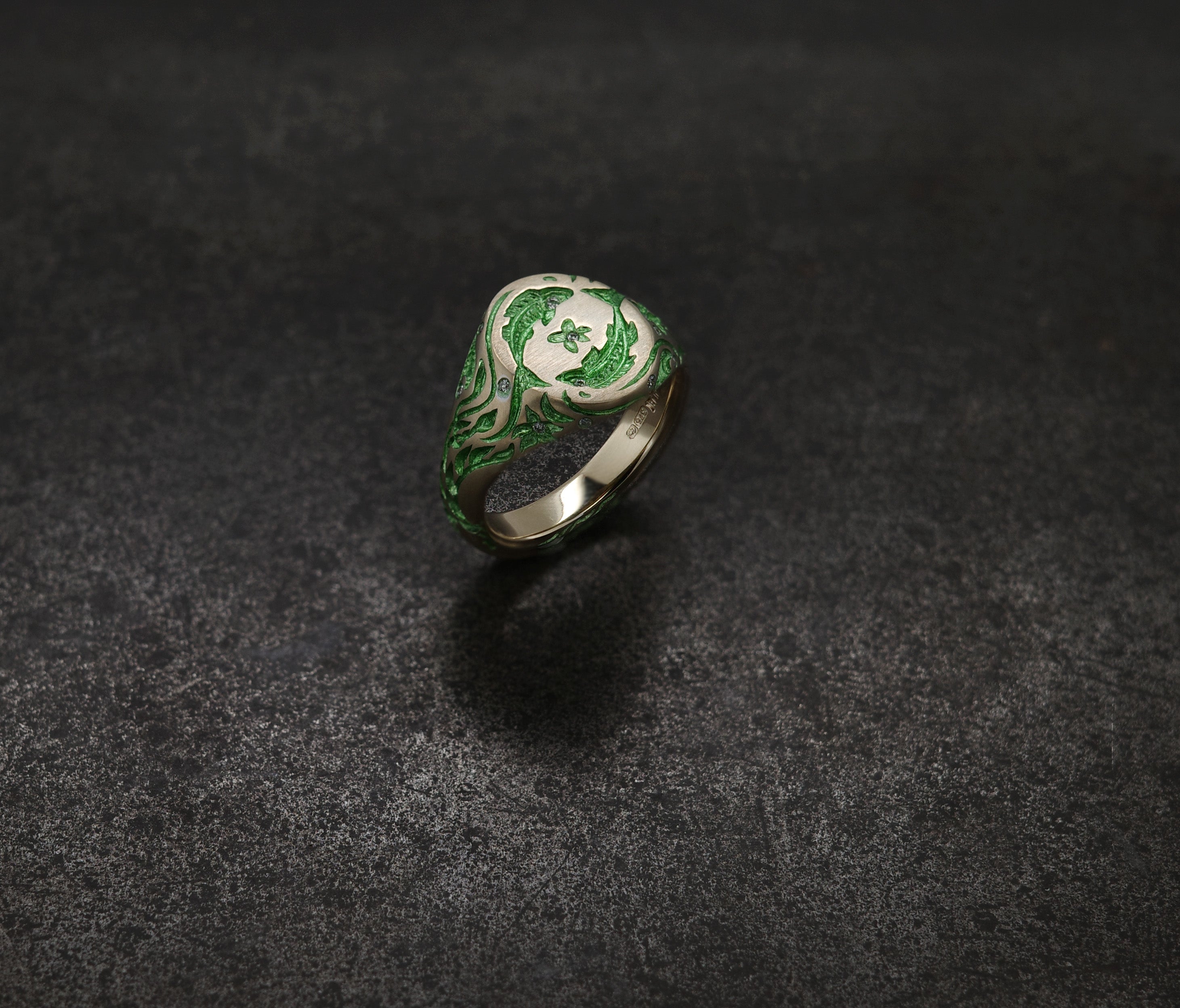 Mini Cyprini Ring