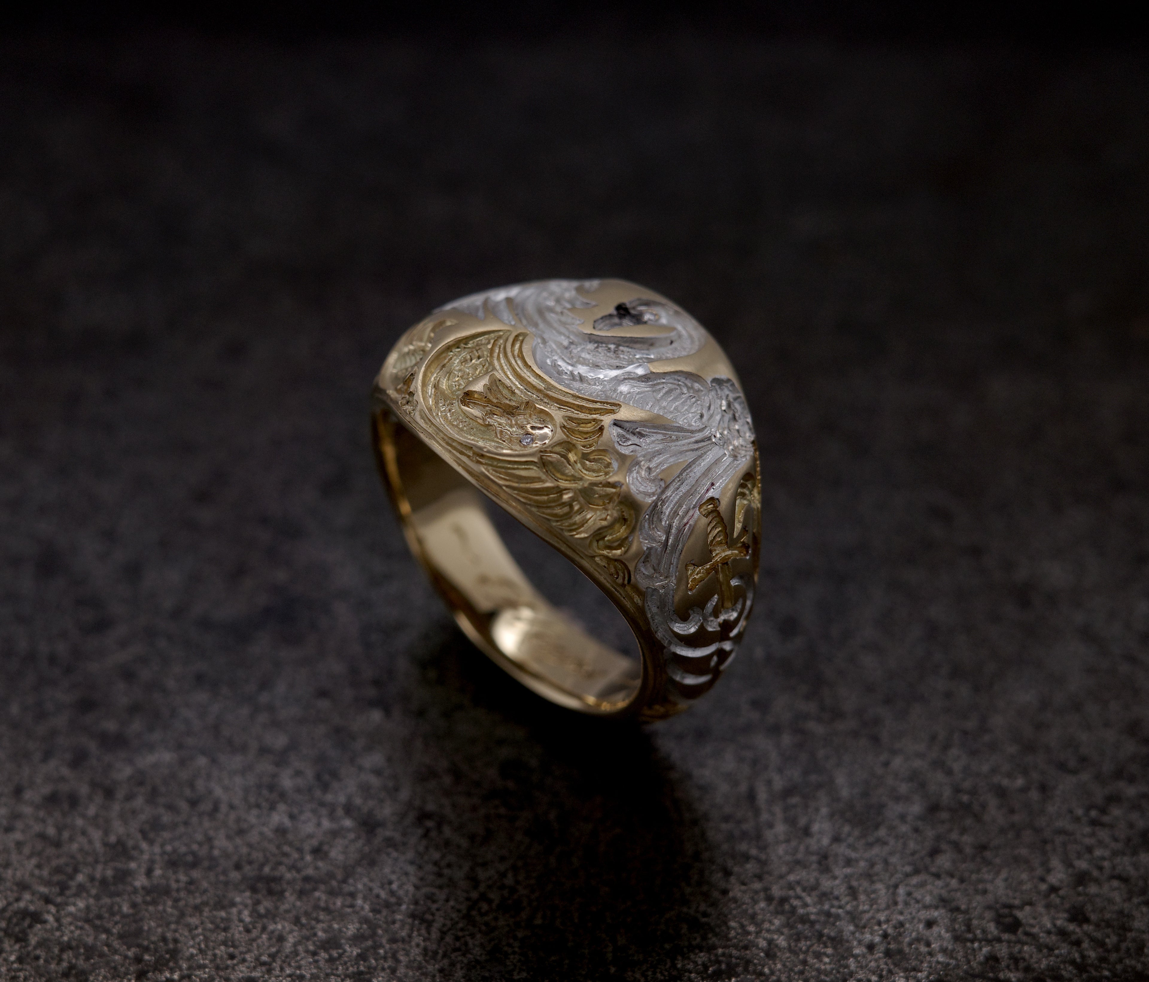 Heavyweight Swan Signet Ring