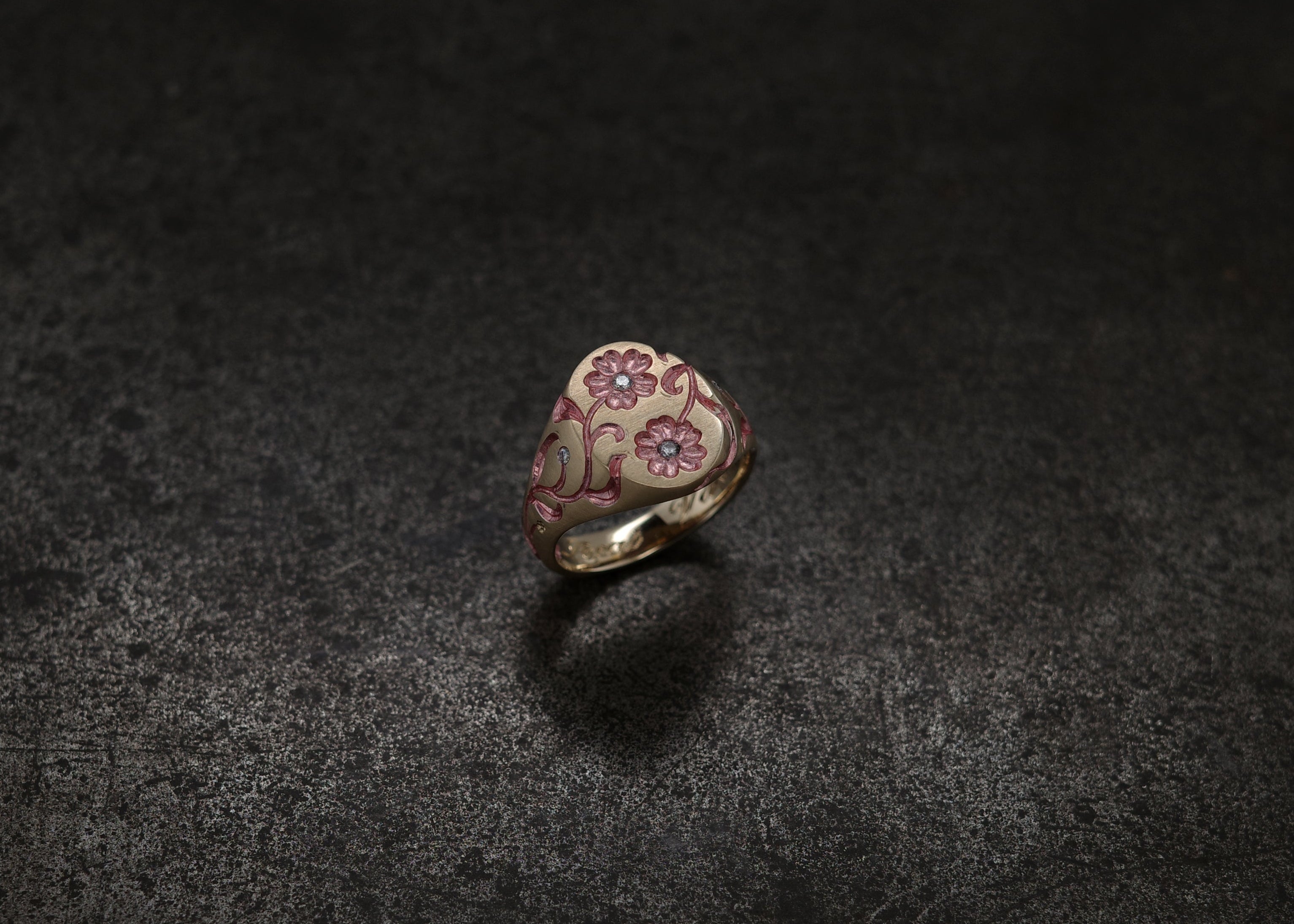 Twin Primrose Mini Signet