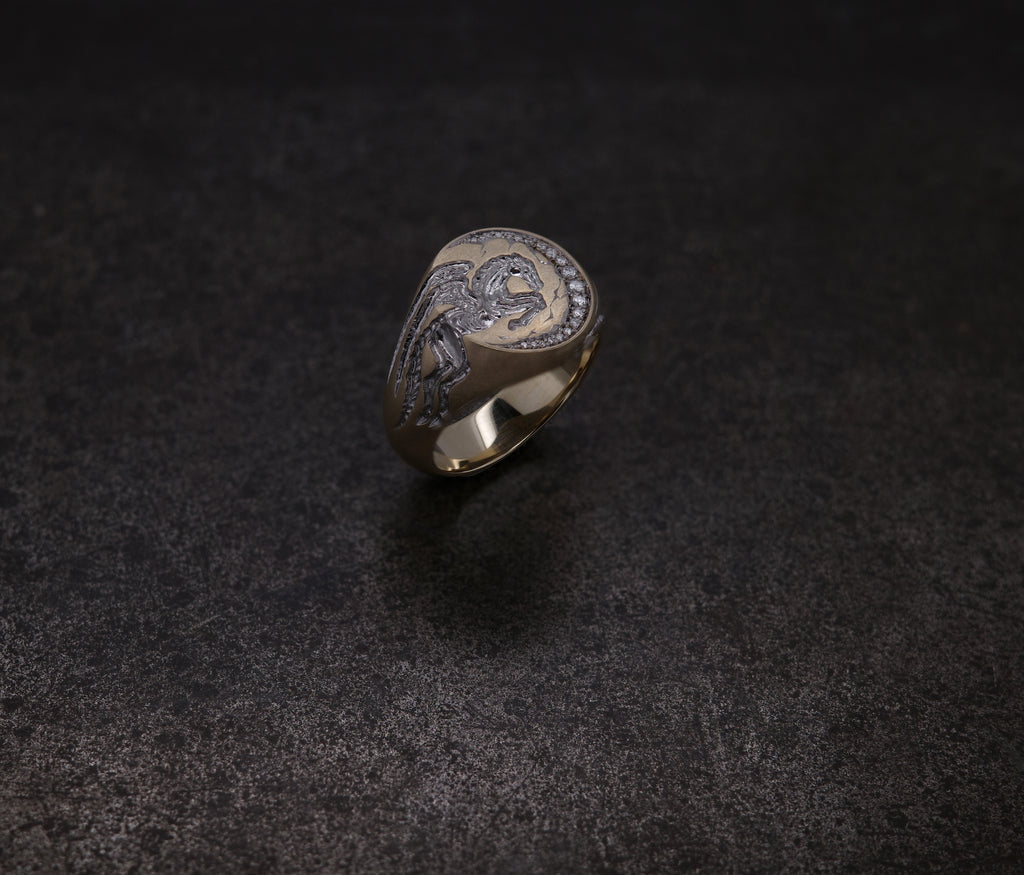 Mini Horse Signet Ring