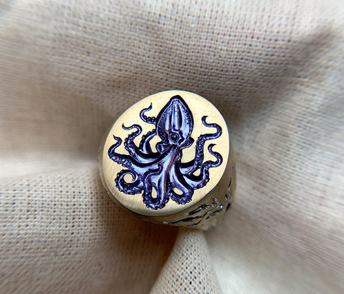 'Different Minds' Octopus Signet